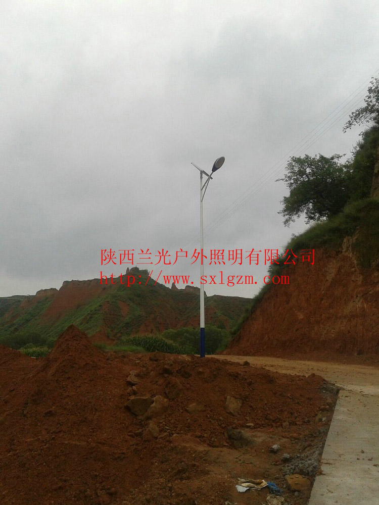 農(nóng)村太陽能路燈 農(nóng)村太陽能路燈